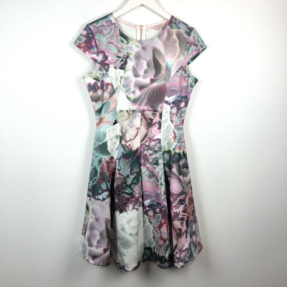 Ted Baker floral Mah pleated A line cocktail dress - Picture 4 of 8